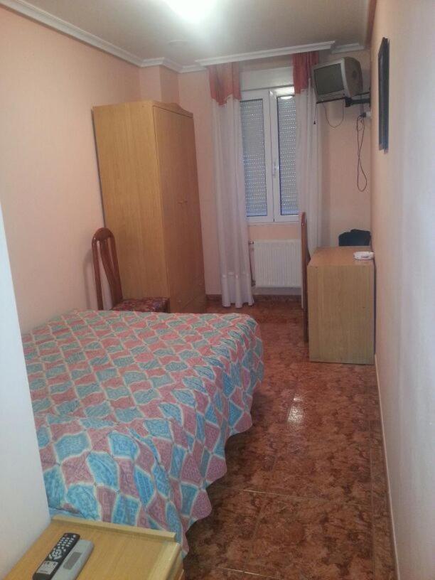 Hotel Durtzi Sobron エクステリア 写真