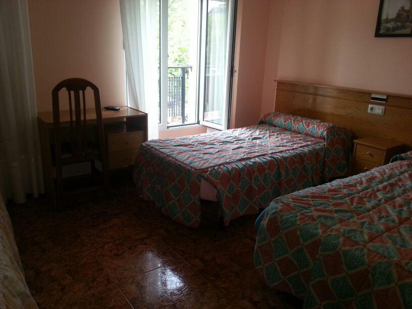 Hotel Durtzi Sobron エクステリア 写真